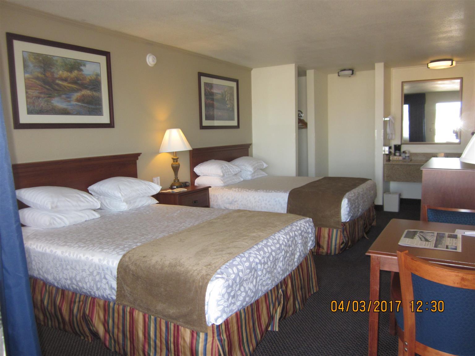 Trailside Inn Alturas Exterior foto